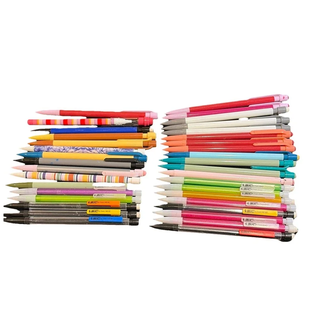 36 Mechanical Pencils: Bic And No Brand Name All With Lead